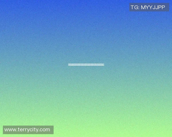 足球明星穿紫色鞋子展现独特风格与个性魅力的精彩瞬间